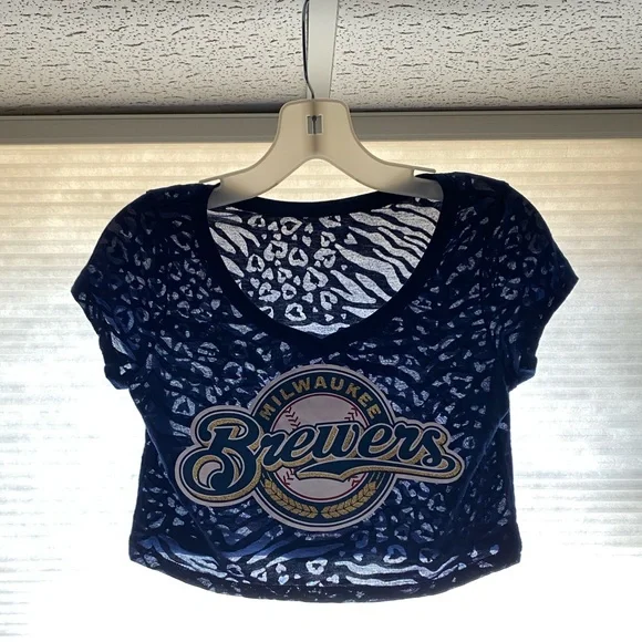 Milwaukee Brewers retired Logo Burn Out Crop Top - Picture 2 of 8